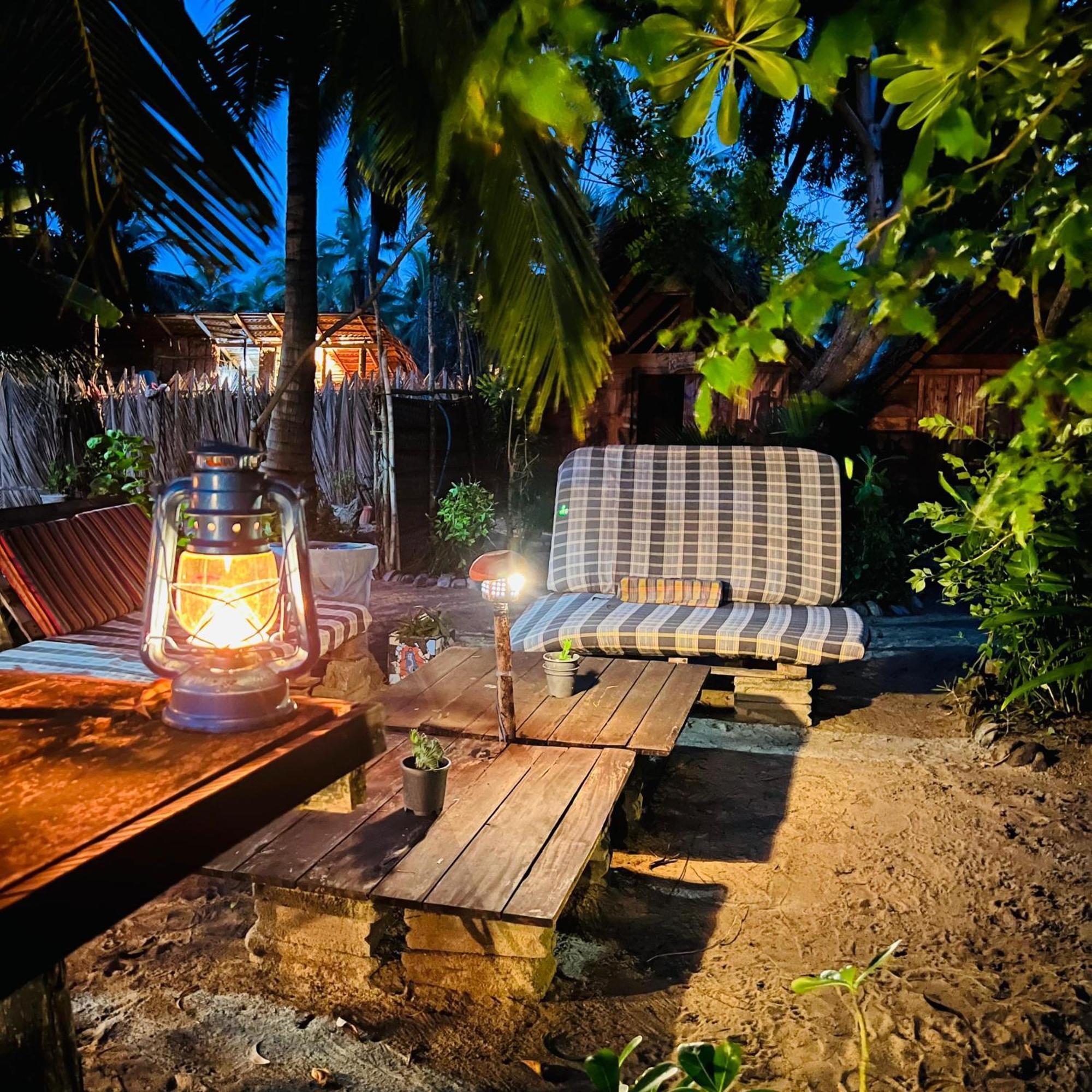 Kite House Cafe Bed & Breakfast Kalpitiya Exterior photo