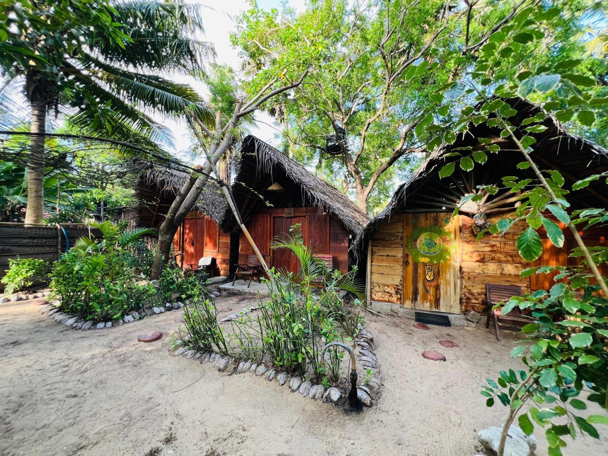 Kite House Cafe Bed & Breakfast Kalpitiya Exterior photo